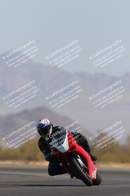 media/Apr-09-2023-SoCal Trackdays (Sun) [[333f347954]]/Turn 14 (1015am)/